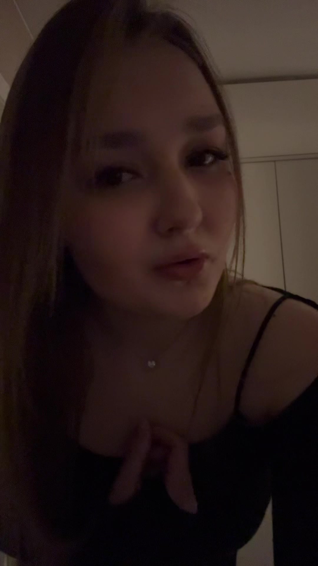 @полина🧸