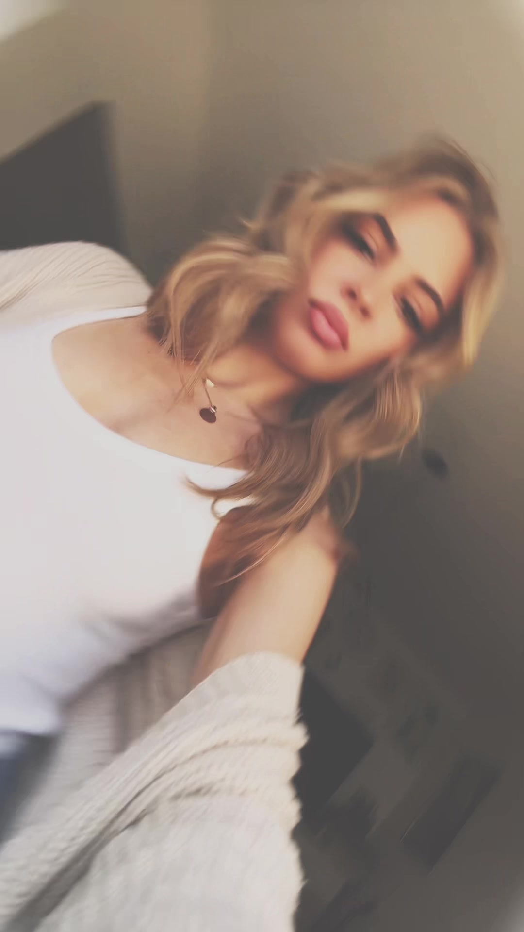 @𝑬𝑯