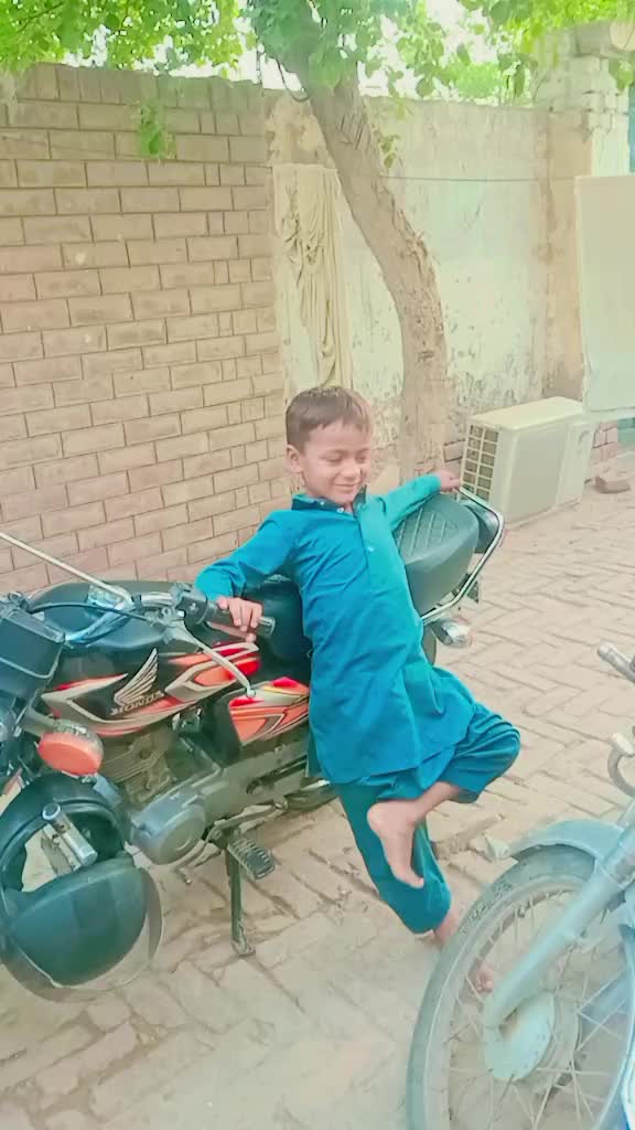 @Ashraf Butt890