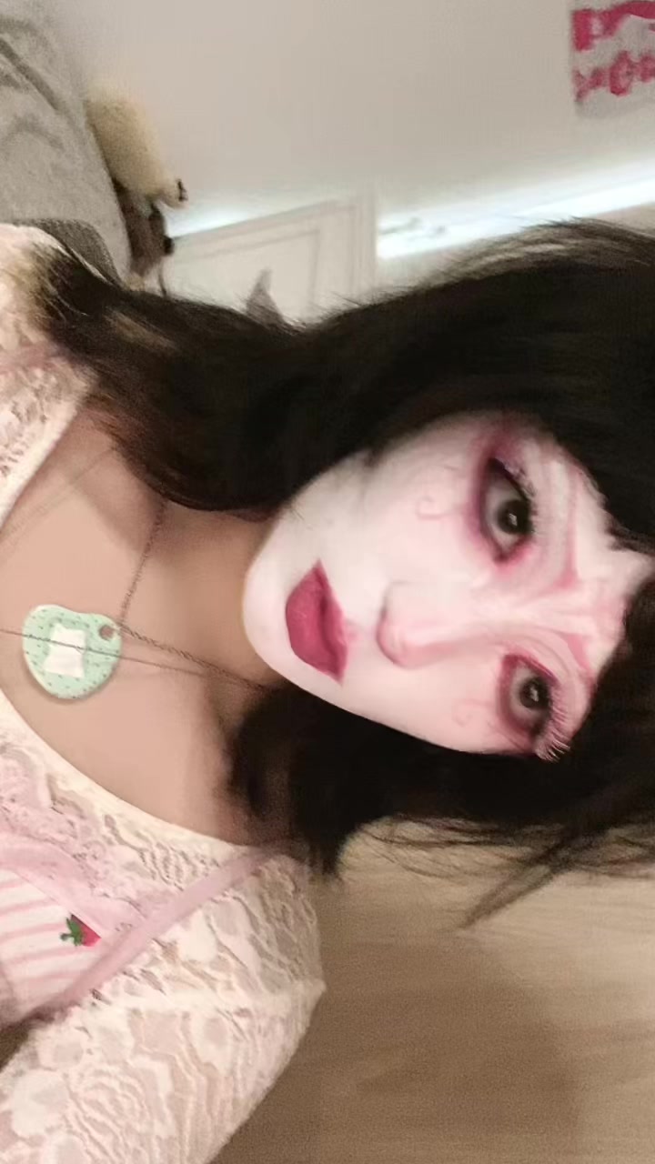 @mel_alien0