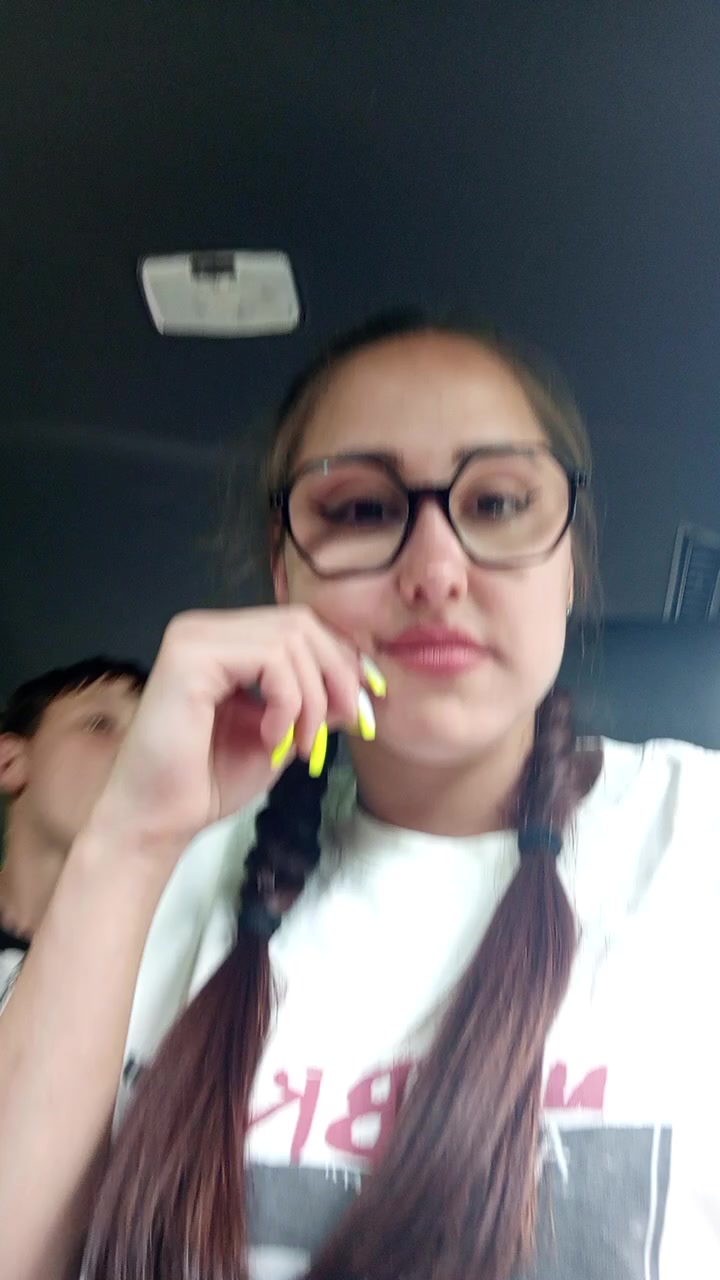 @Леся 🎶🦋