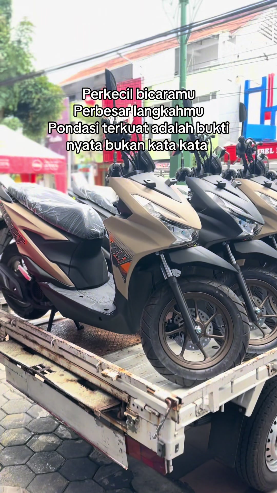 @UmiieJayaMotorKudus
