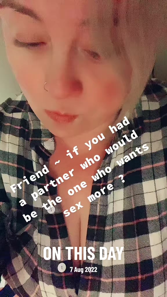 @👑Queen_kinkabell😈