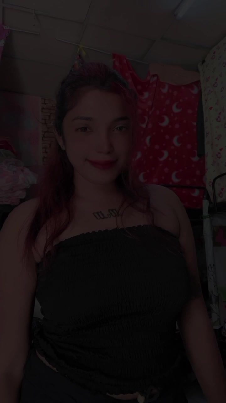 @𝗜𝘀𝗵𝗮𝗻𝗶 إيشاني🤍🦄🇱🇰