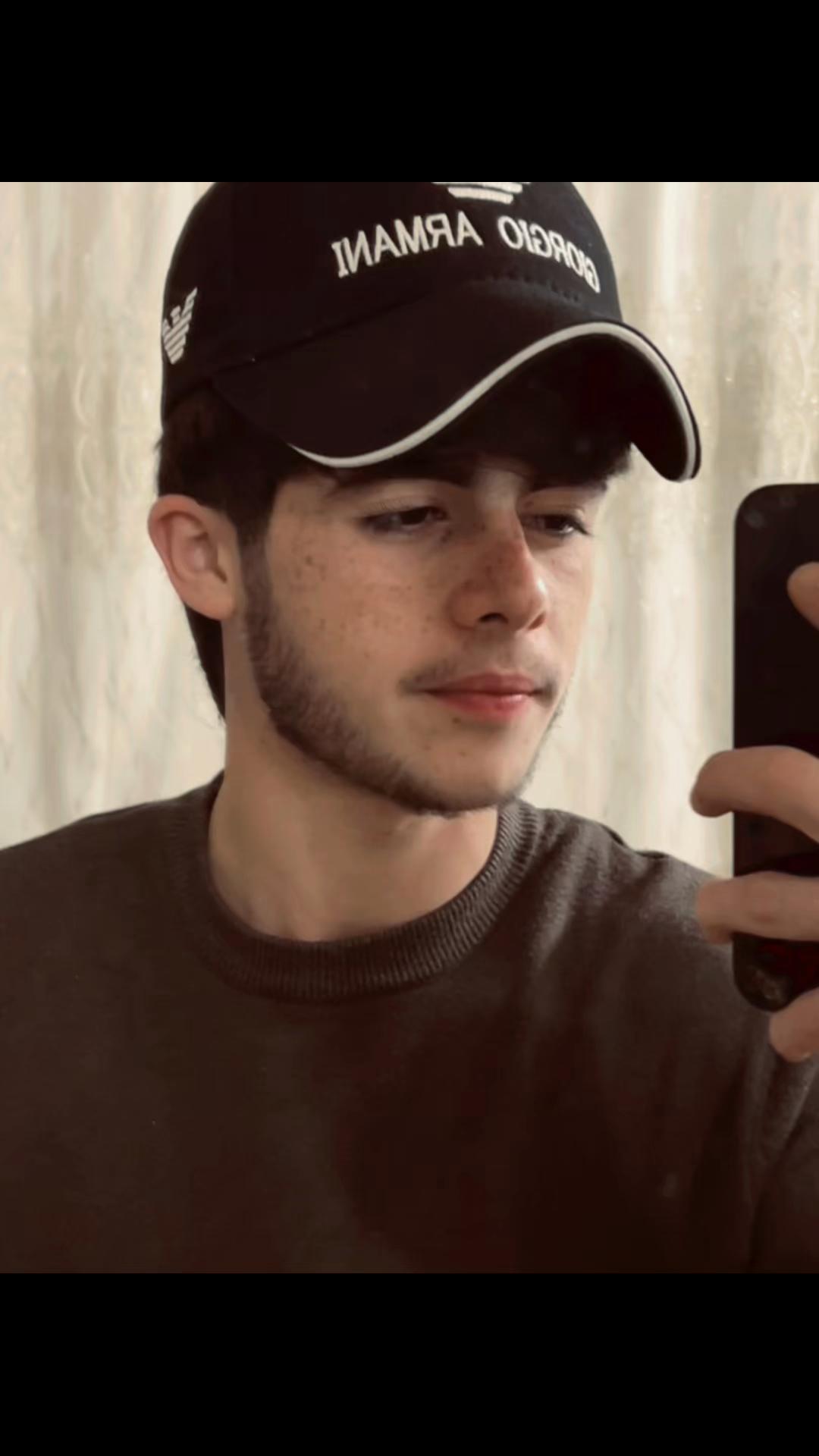 @R.