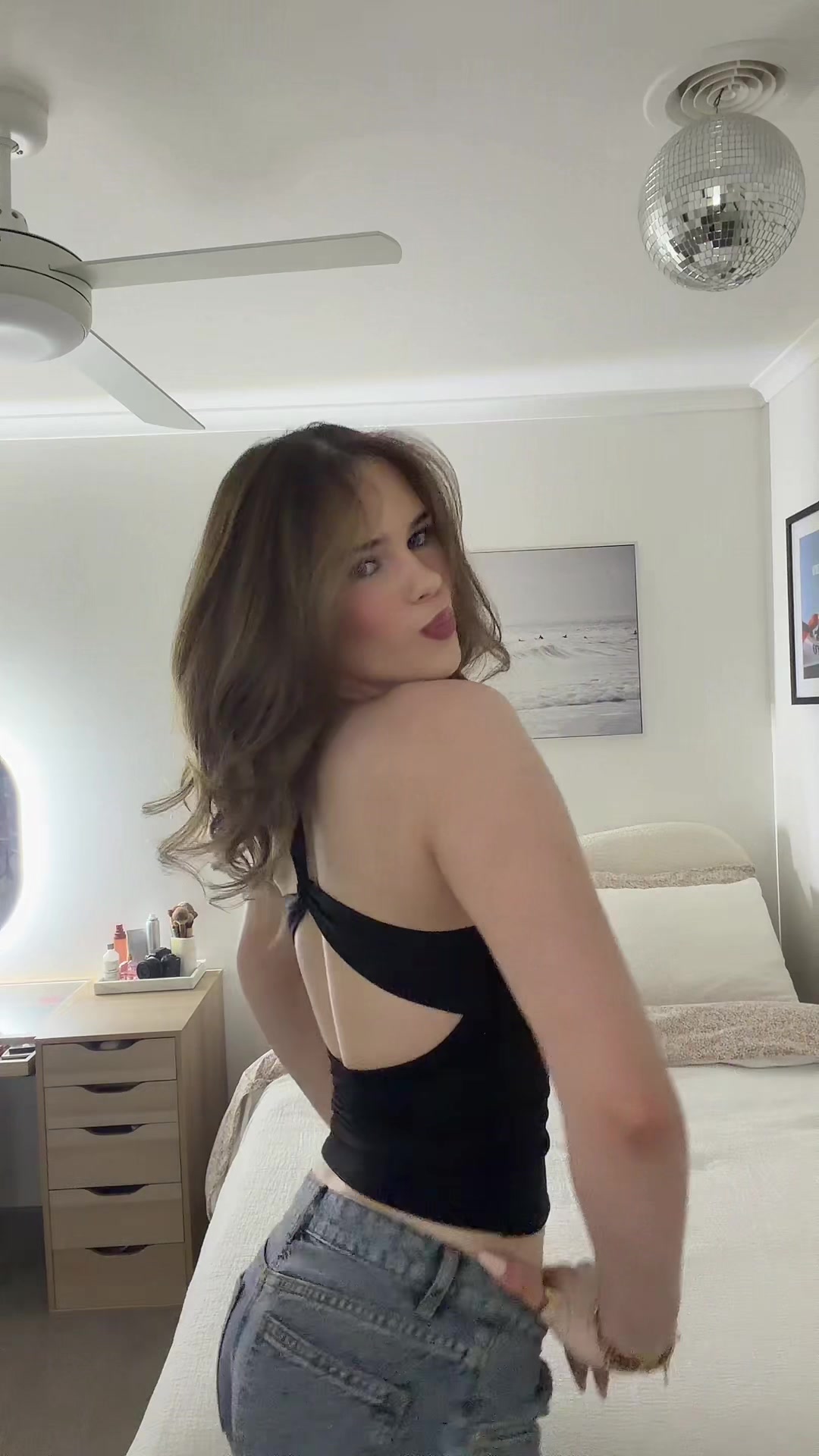 @IZZYTRODD