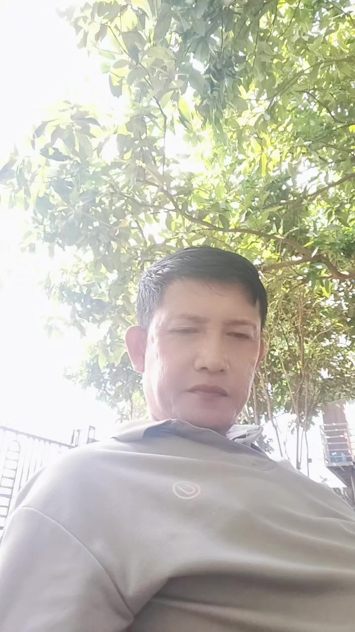 @Ly Roth465