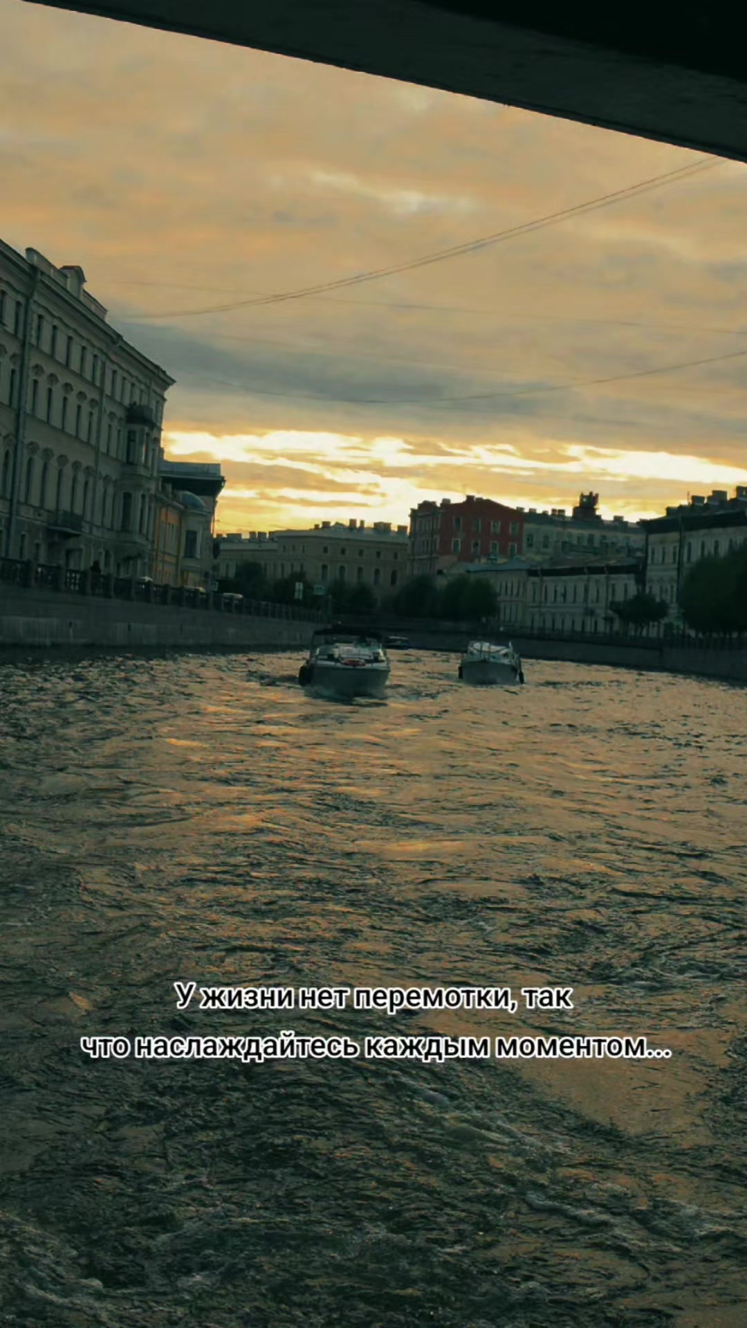 @Lesya Bronzova