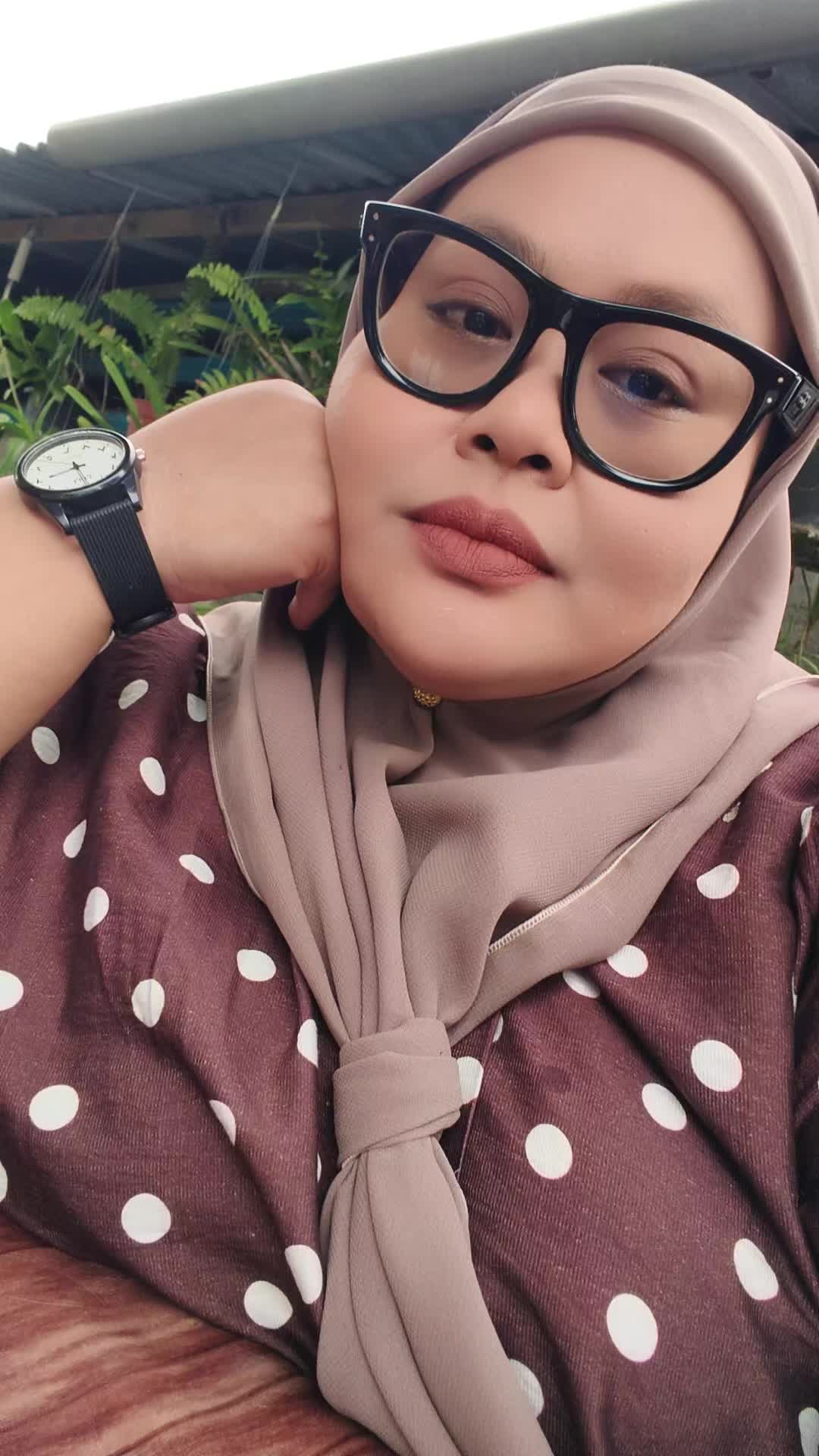 @Dora 🇲🇾 😘