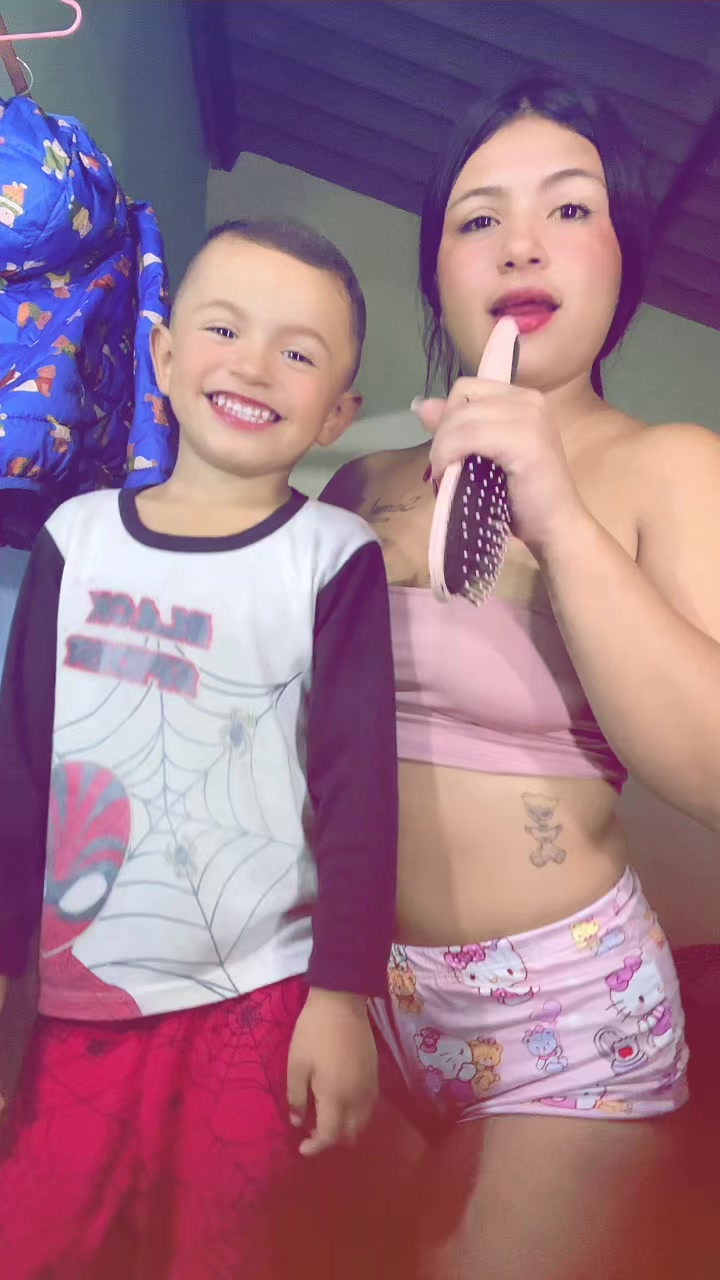 @Yeimy🎀🧃