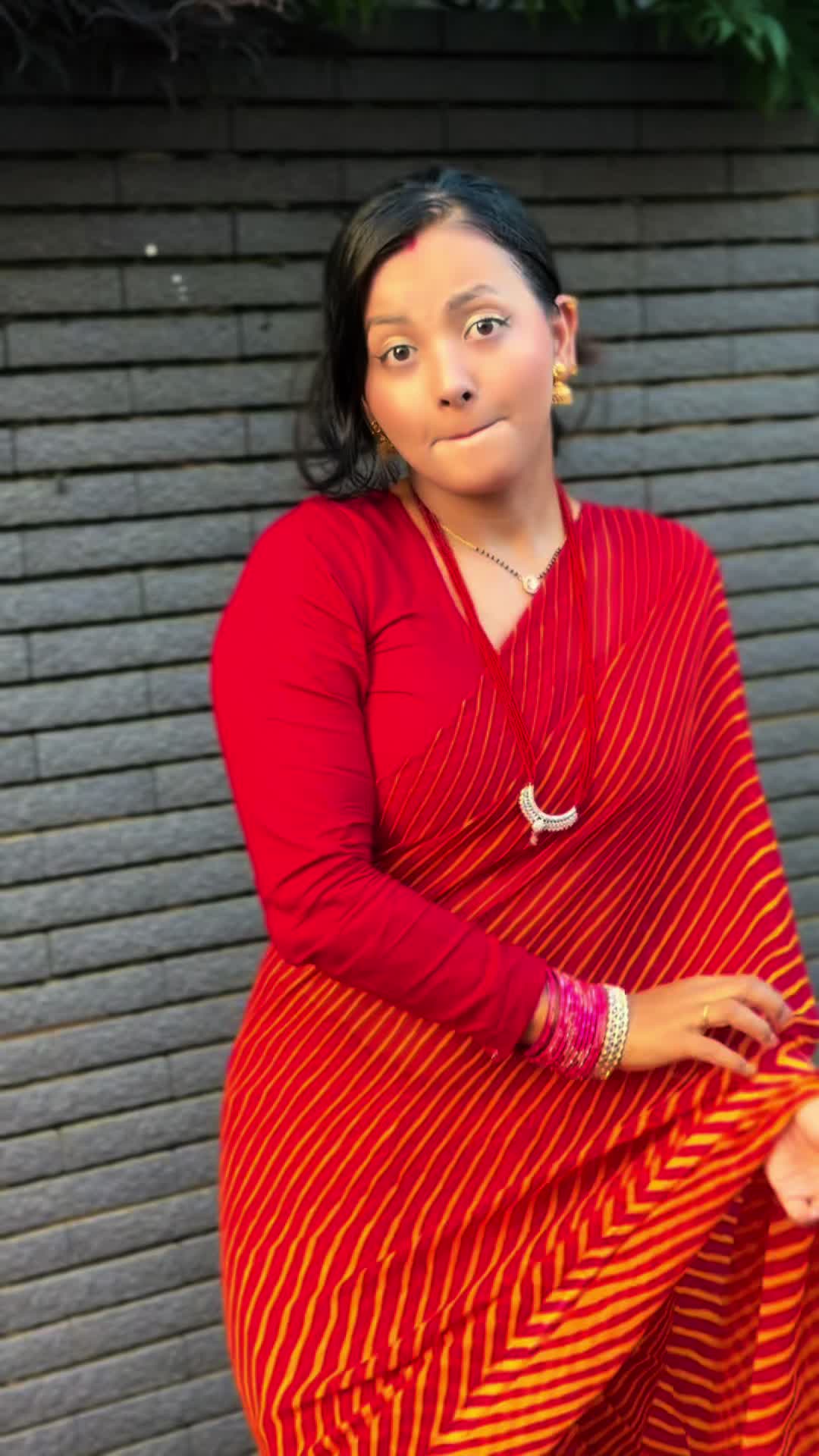 @AAsmita👩❤️💋👩