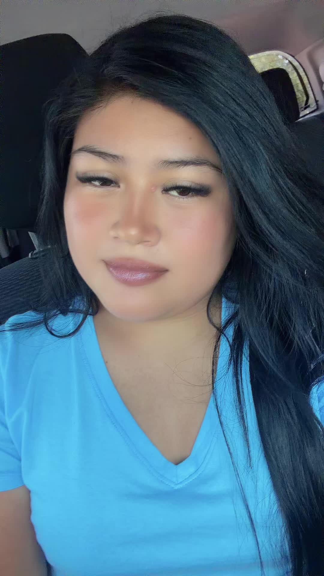 @ivania_sv