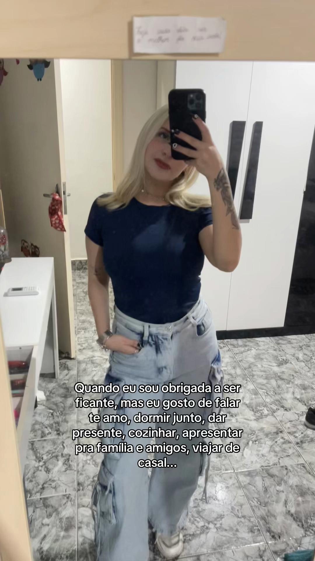 @veecarcanholo
