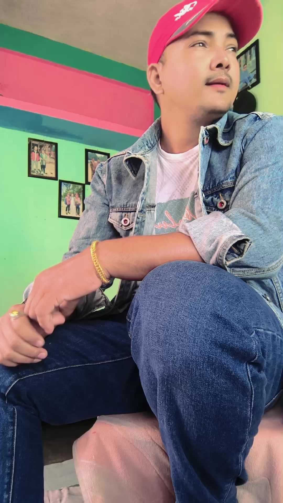 @Anmol shahi thakuri 💘