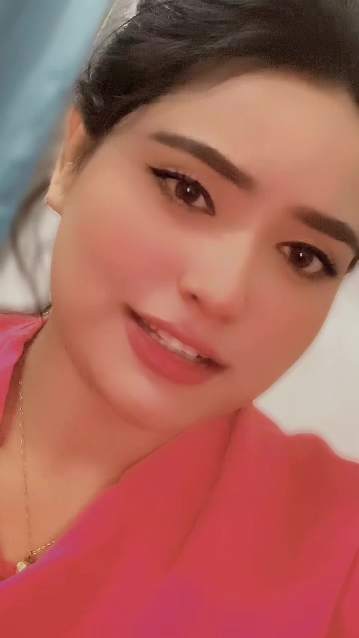 @🇴🇲 عائشہ🐣