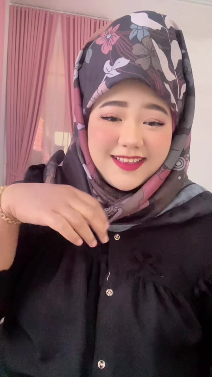 @๐๐ช๐ฏ๐ฏ ๐๐ช๐ท๐ท๐ช ๐