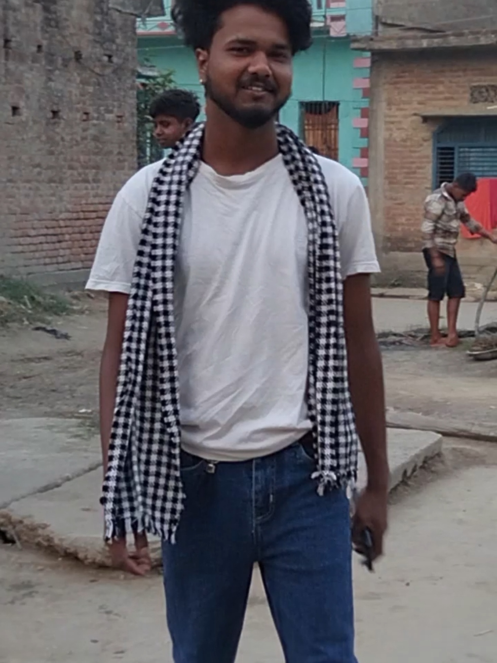 @ROYAL -चमार जी 👑