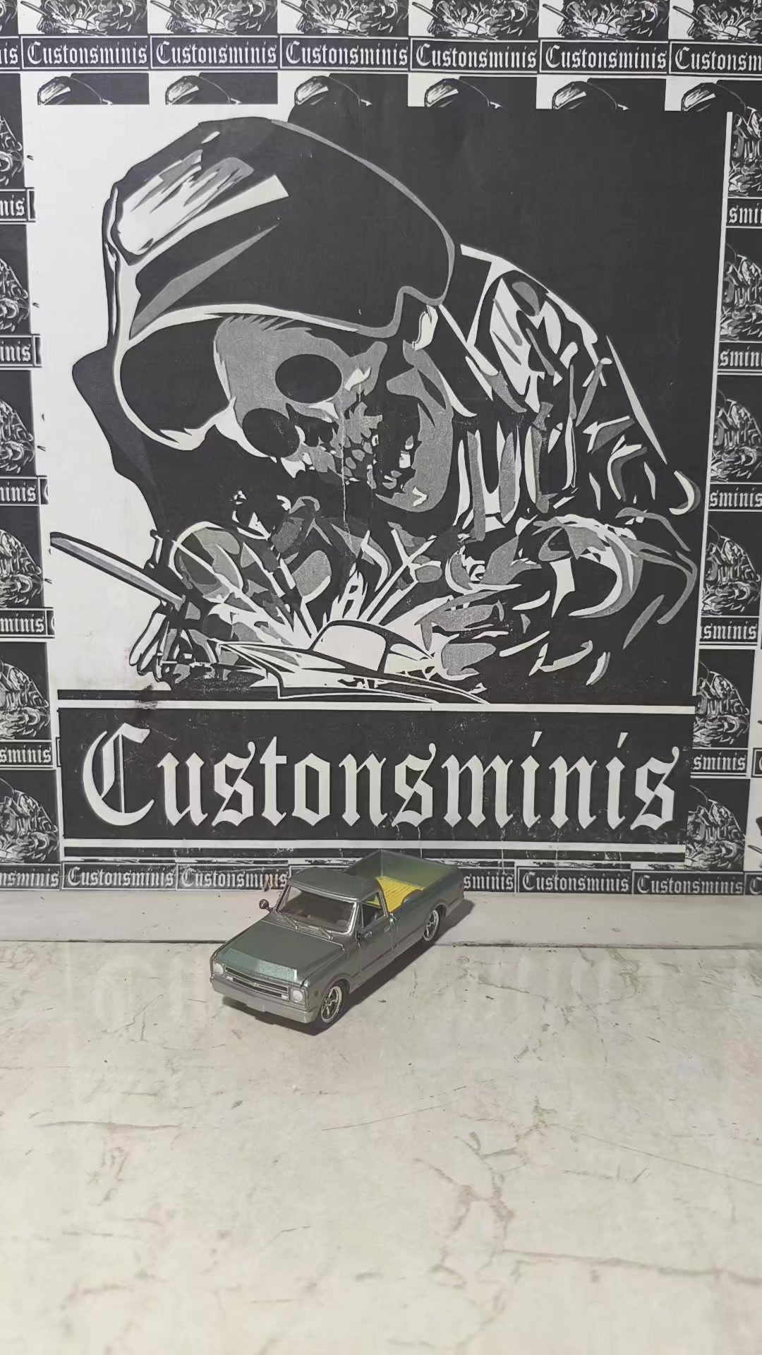 @custonsminis