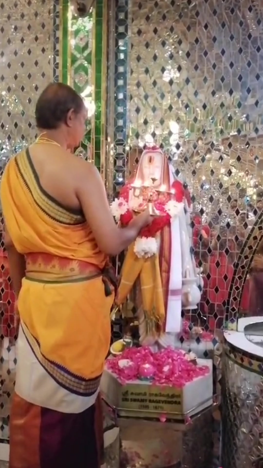 @Rajakaliamman Glass Temple JB