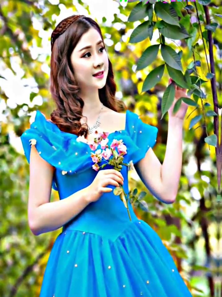 @๐๐ฅ๐จ๐ง๐_๐๐๐ข๐ญ๐ณ๐ณ๐ต