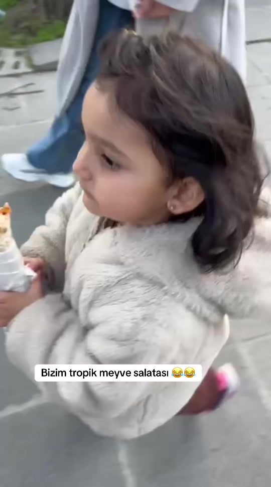 @Ece Sel&ccedil;uk Akıncı