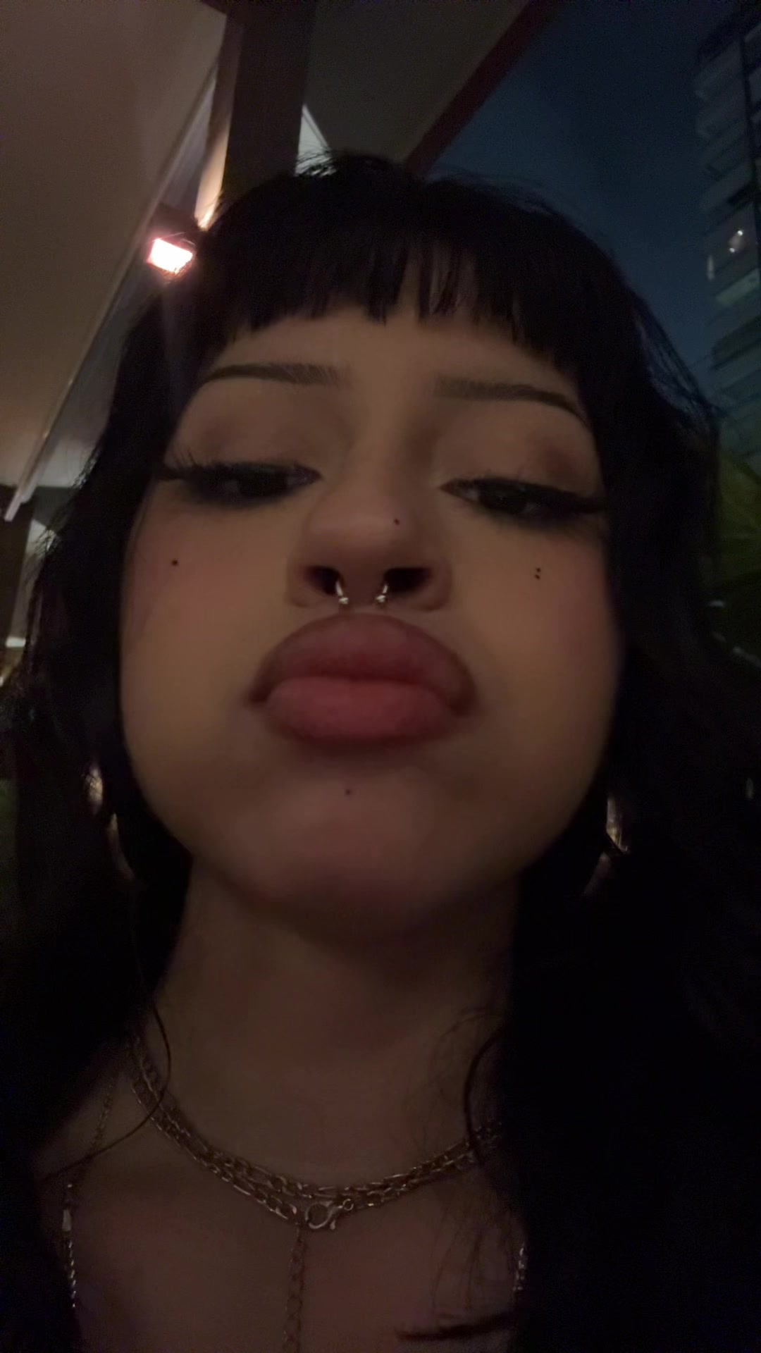 @Cucaracha