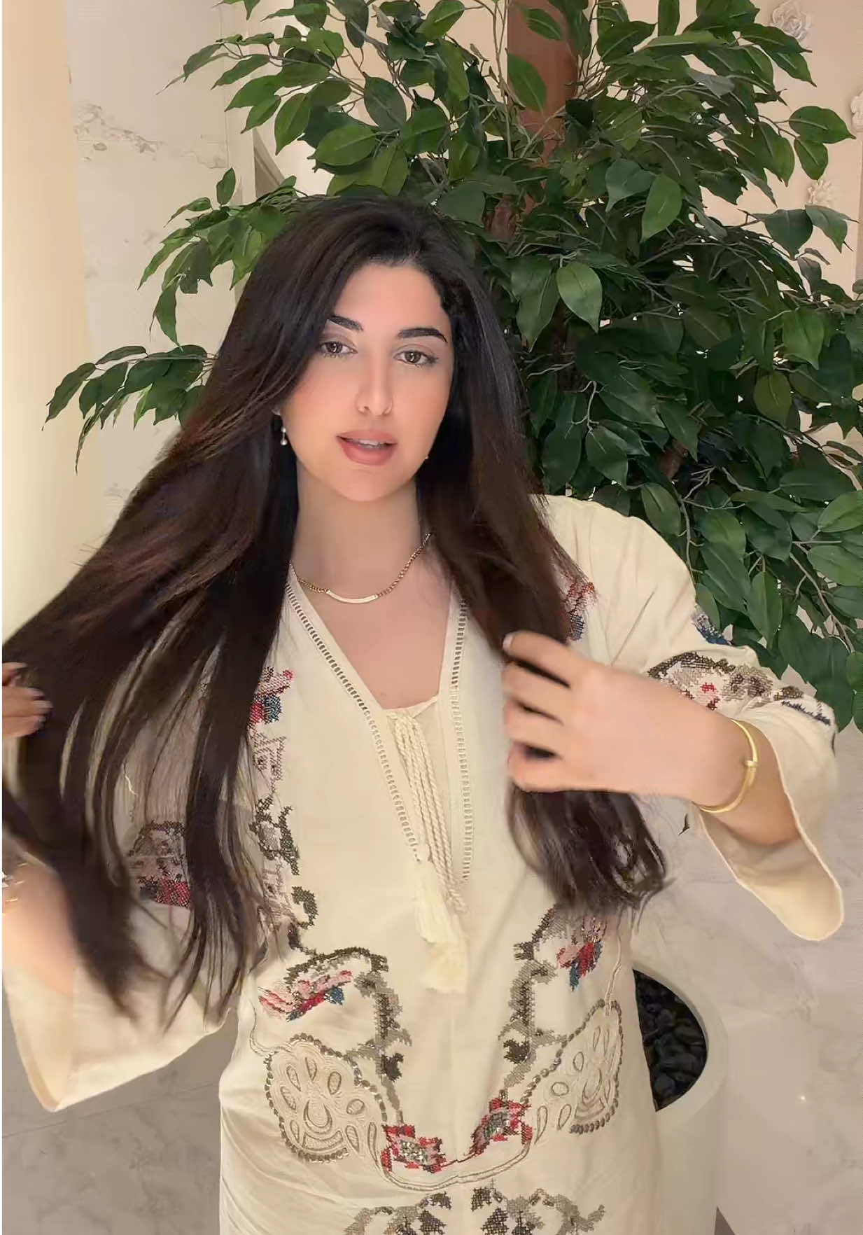@Elma Hazoury🍿💛