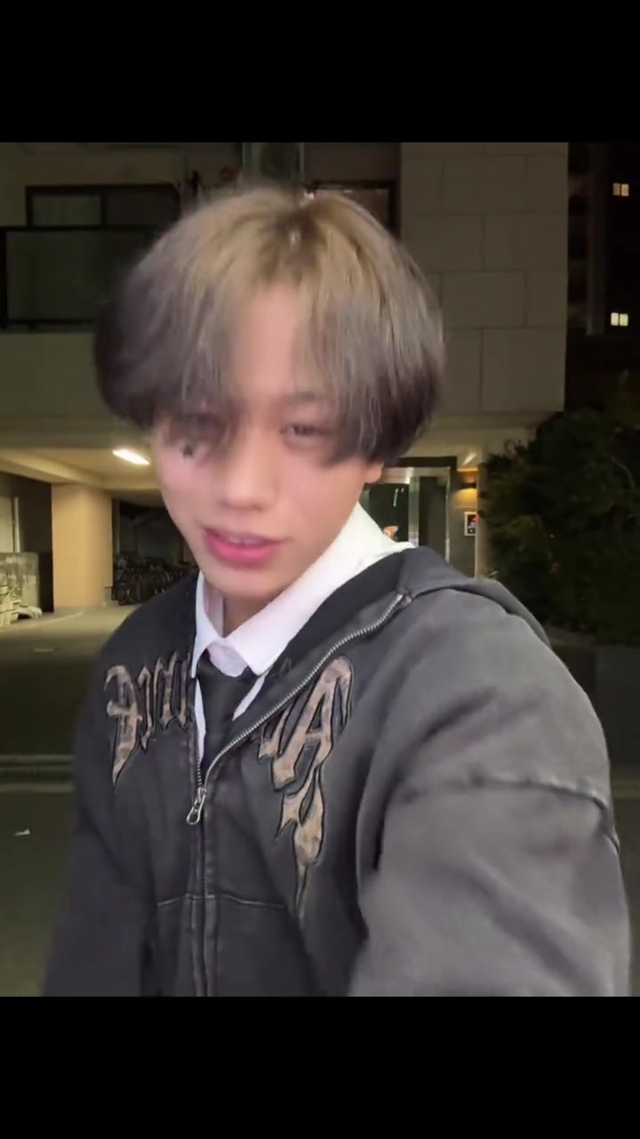 @๐๐๐๐๐๐ ๐