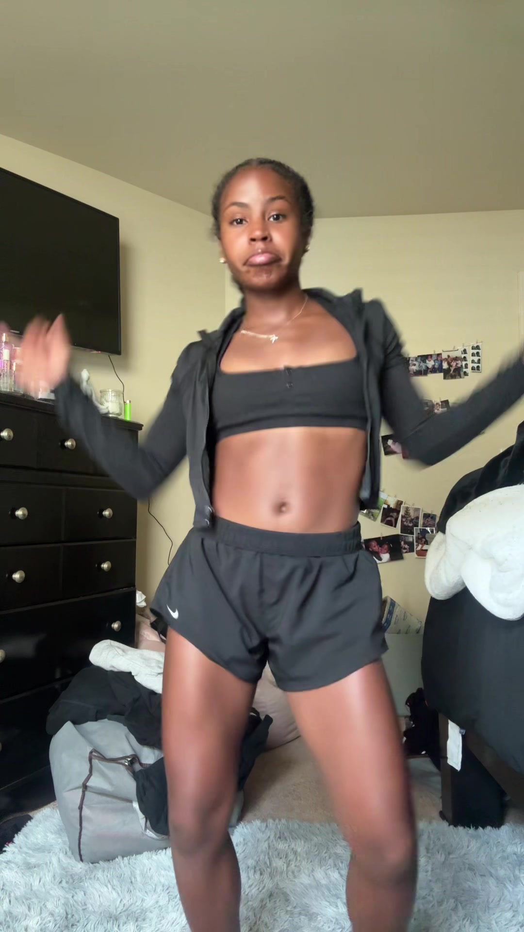 @Lia