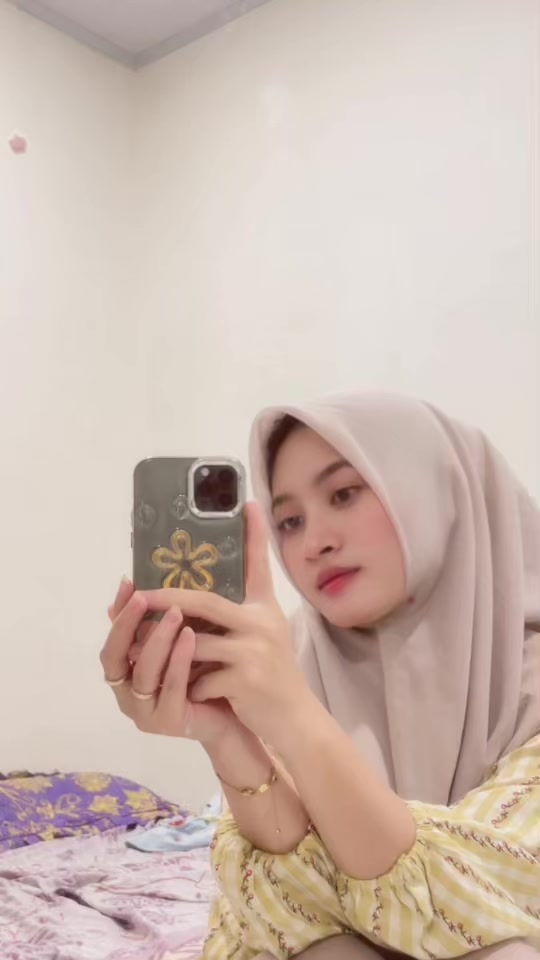 @yulisafv3