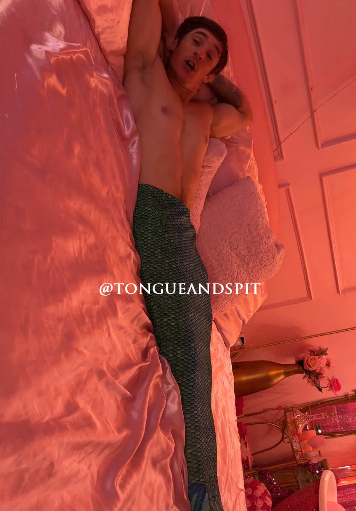 @Tongueandspit