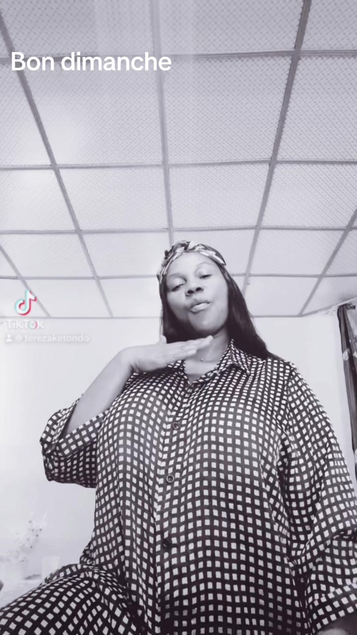 @ZAINA BIN HEMEDI💐🇨🇩
