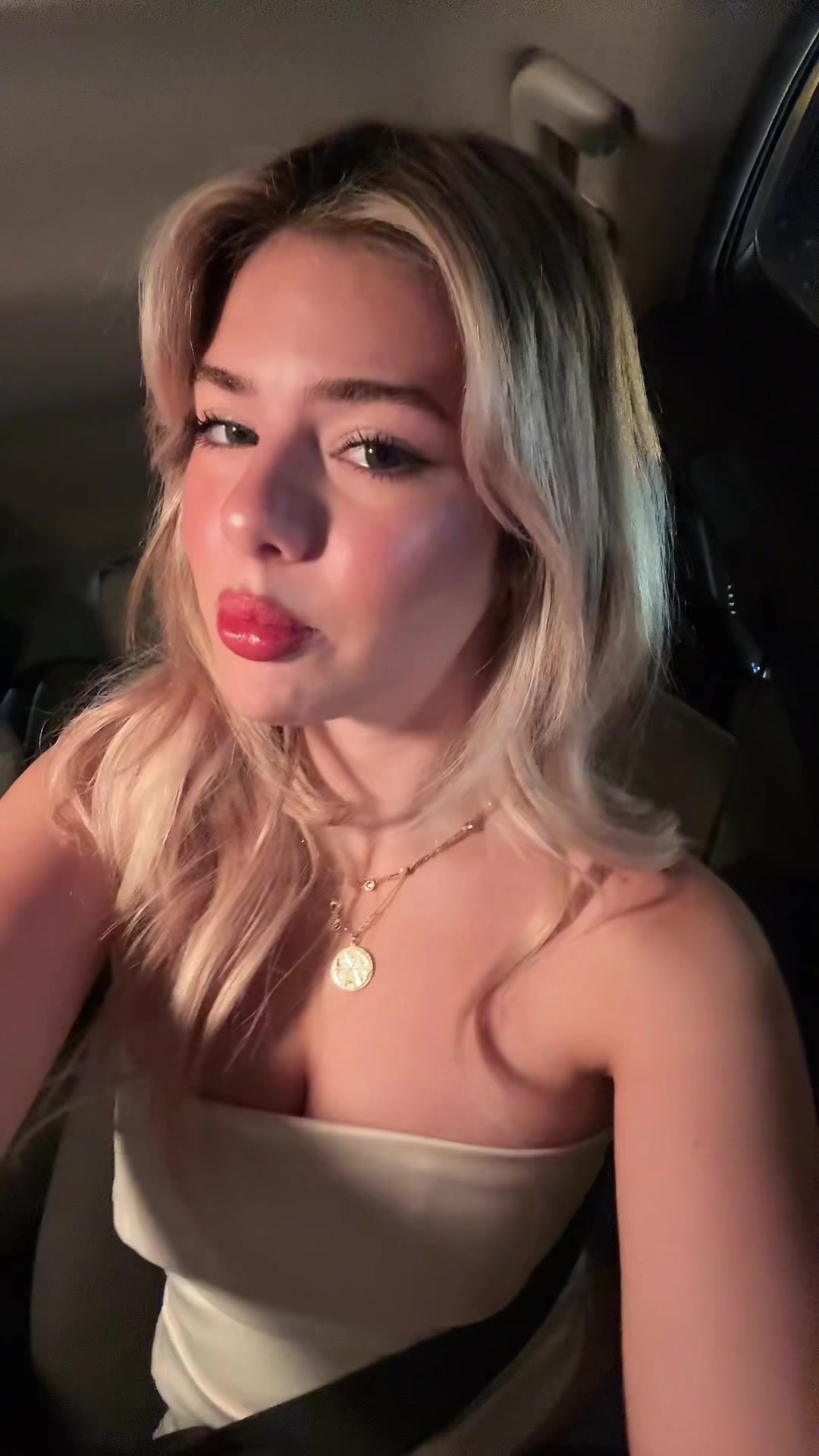 @elay