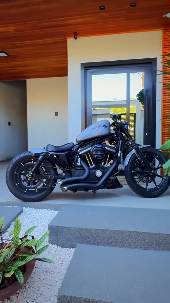 @Fabiano 883 bobber 🇧🇷