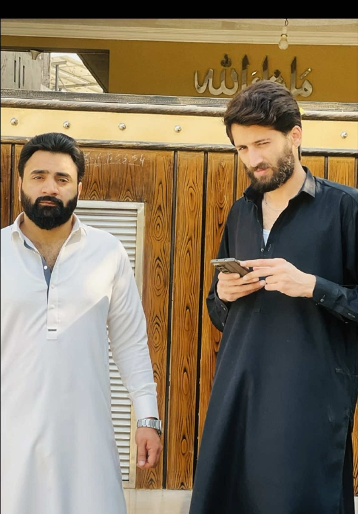 @HaMzA QuReShI