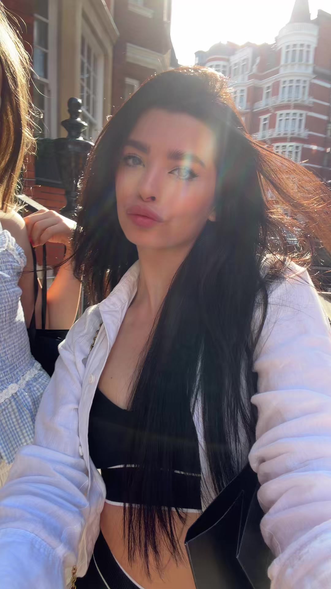 @Eva