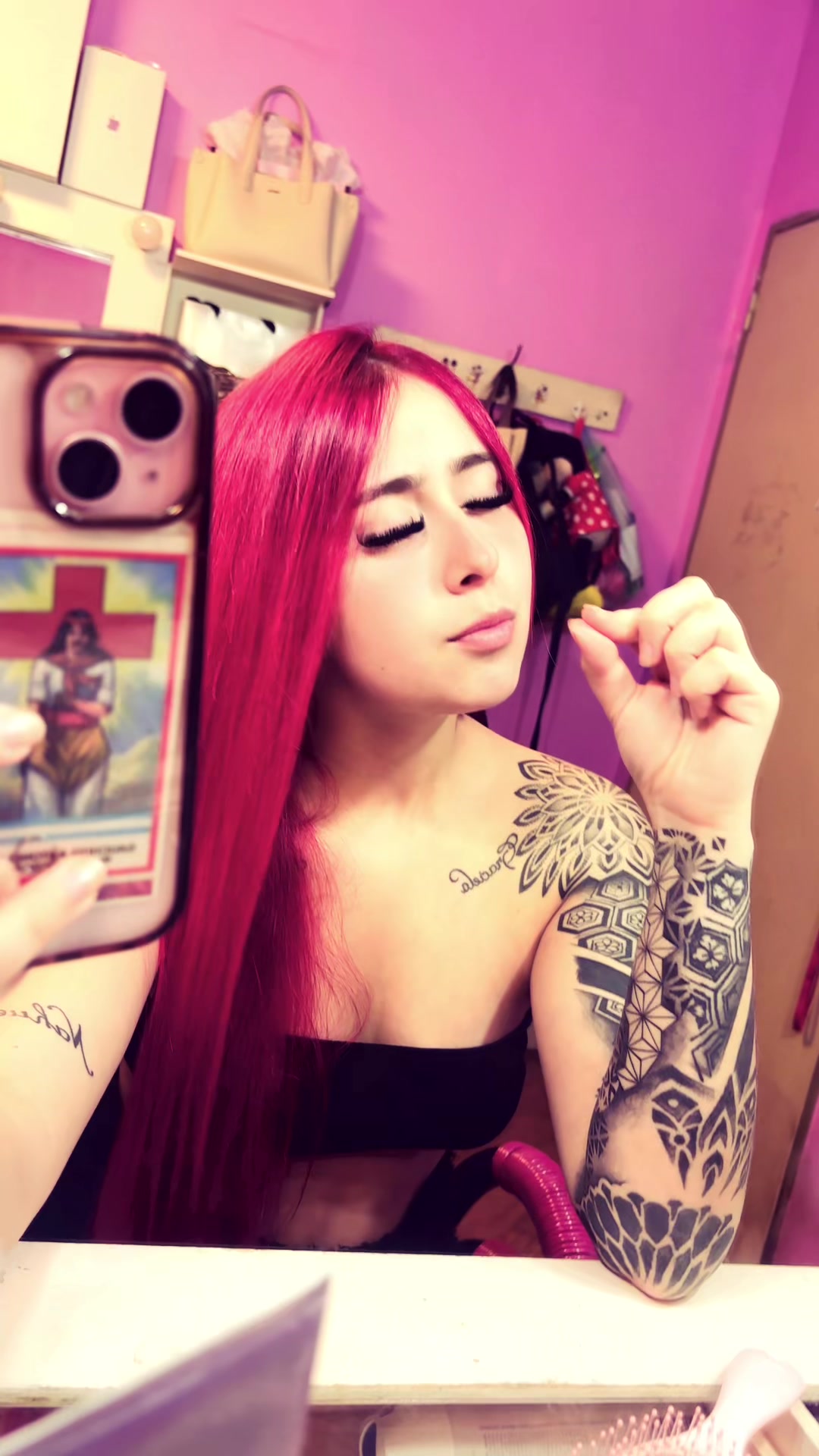 @Yaquii