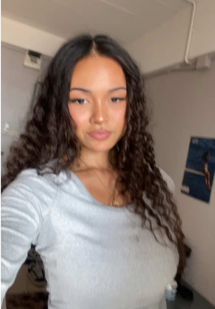 @Lu