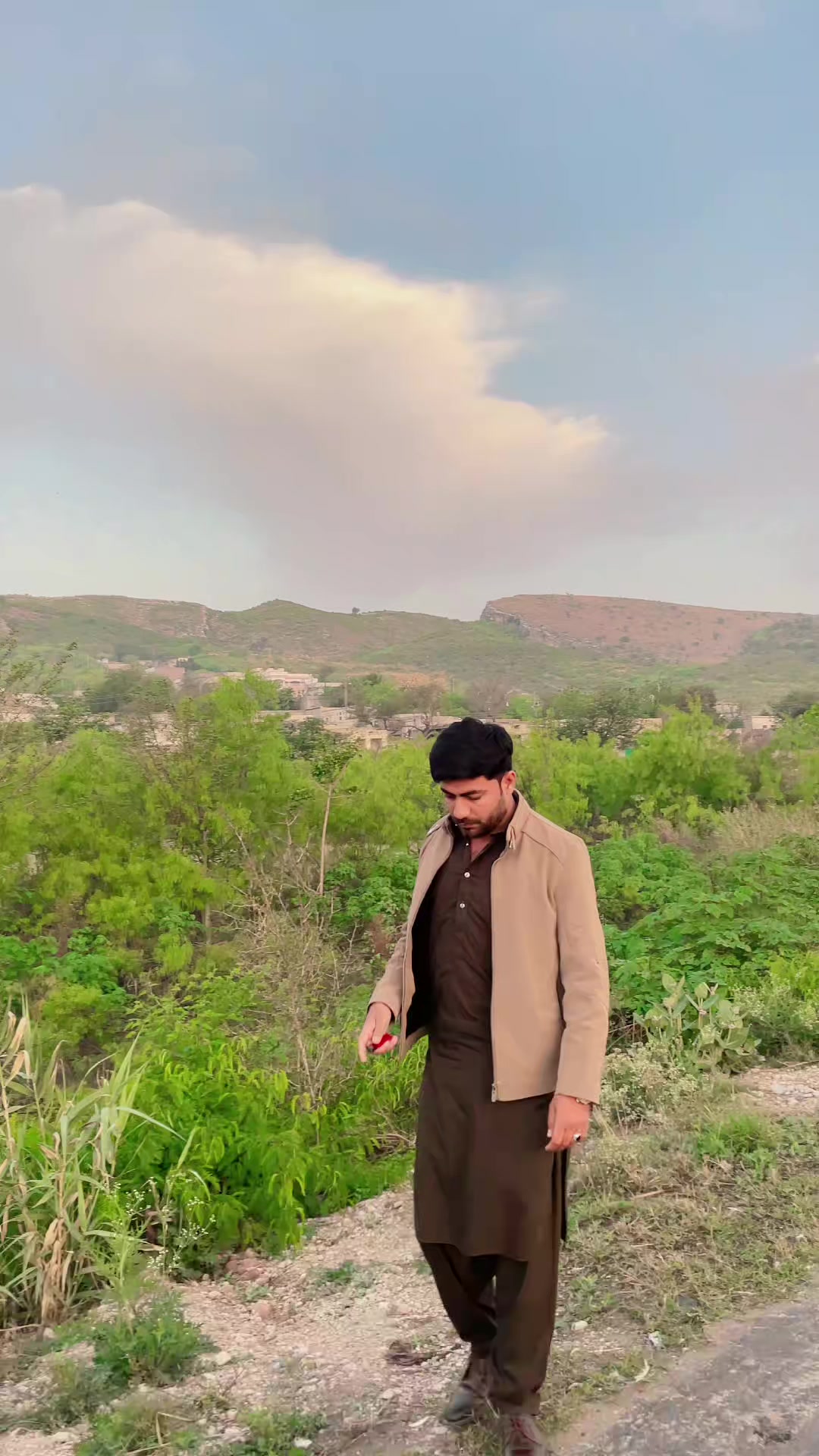 @👑عزیر~Pathan🤍🌼