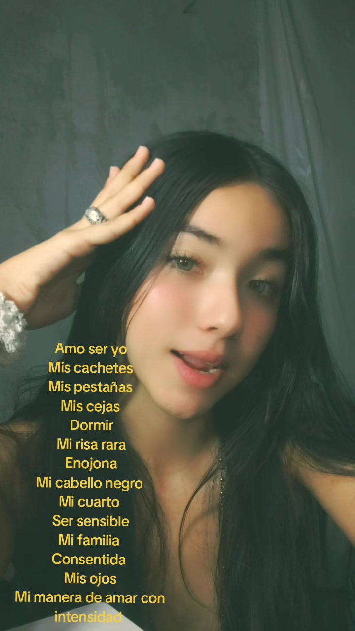 @Meryi Villamizar🧃✨