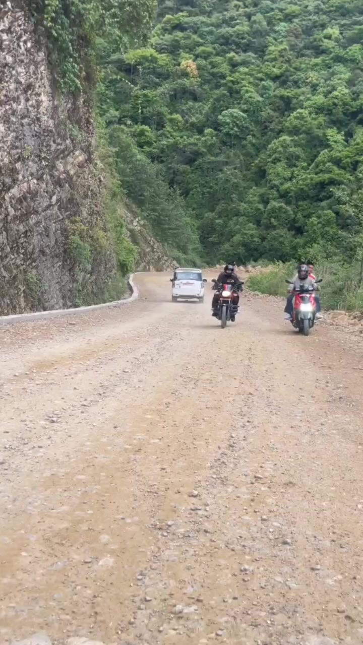 @बन्दुके