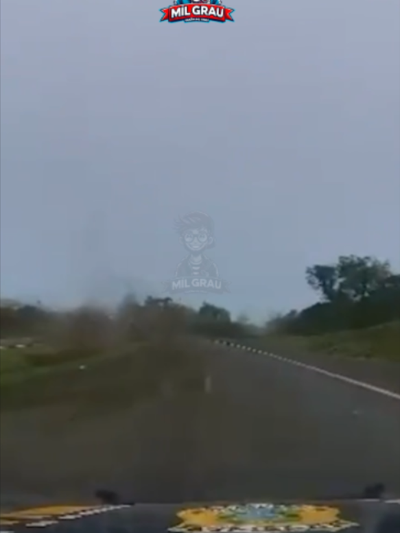 @Guaíra Mil grau Oficial