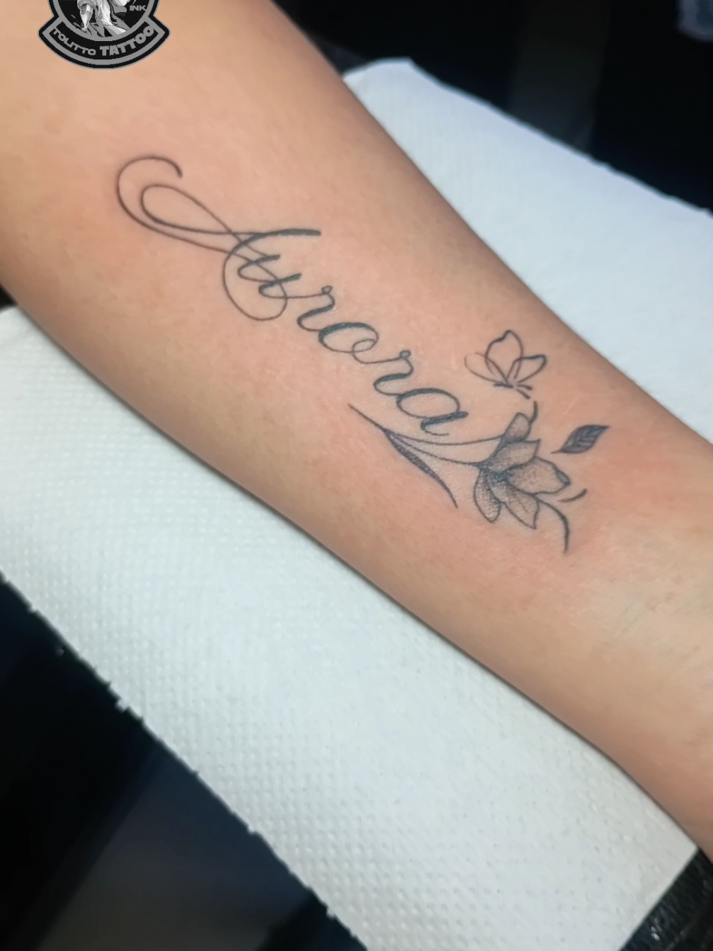 @Tolitto Tattoo 🤍🖤🤟🏼