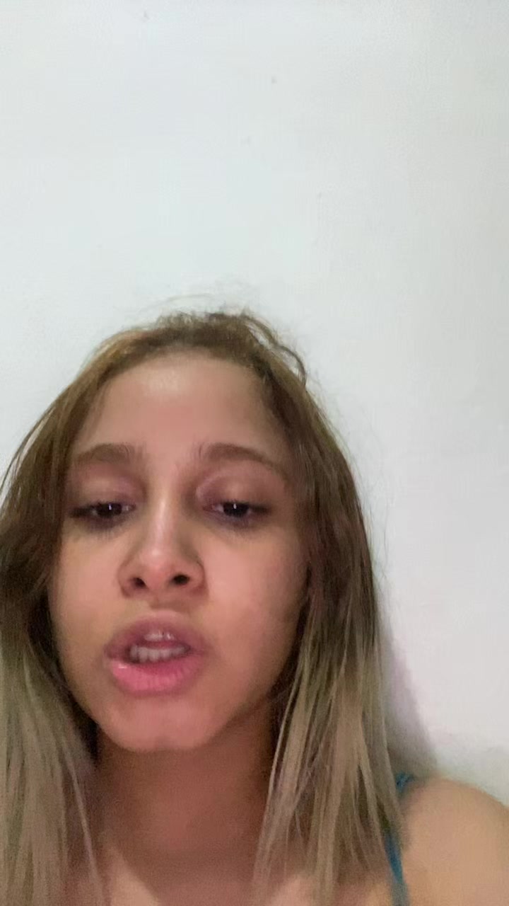 @angela_nin
