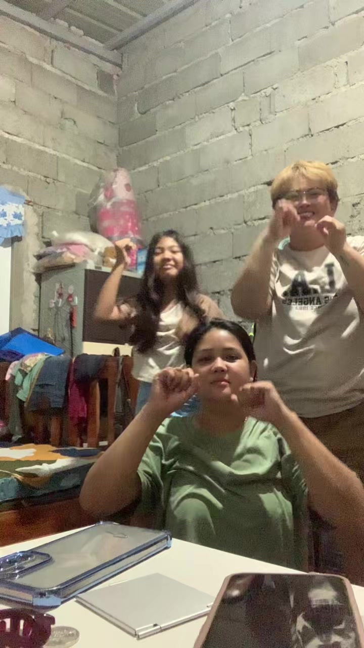 @L.A. Dee ๐ณ๏ธ๐