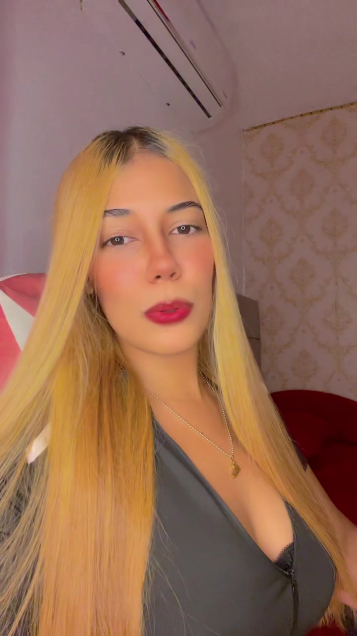 @Cherrybarbie