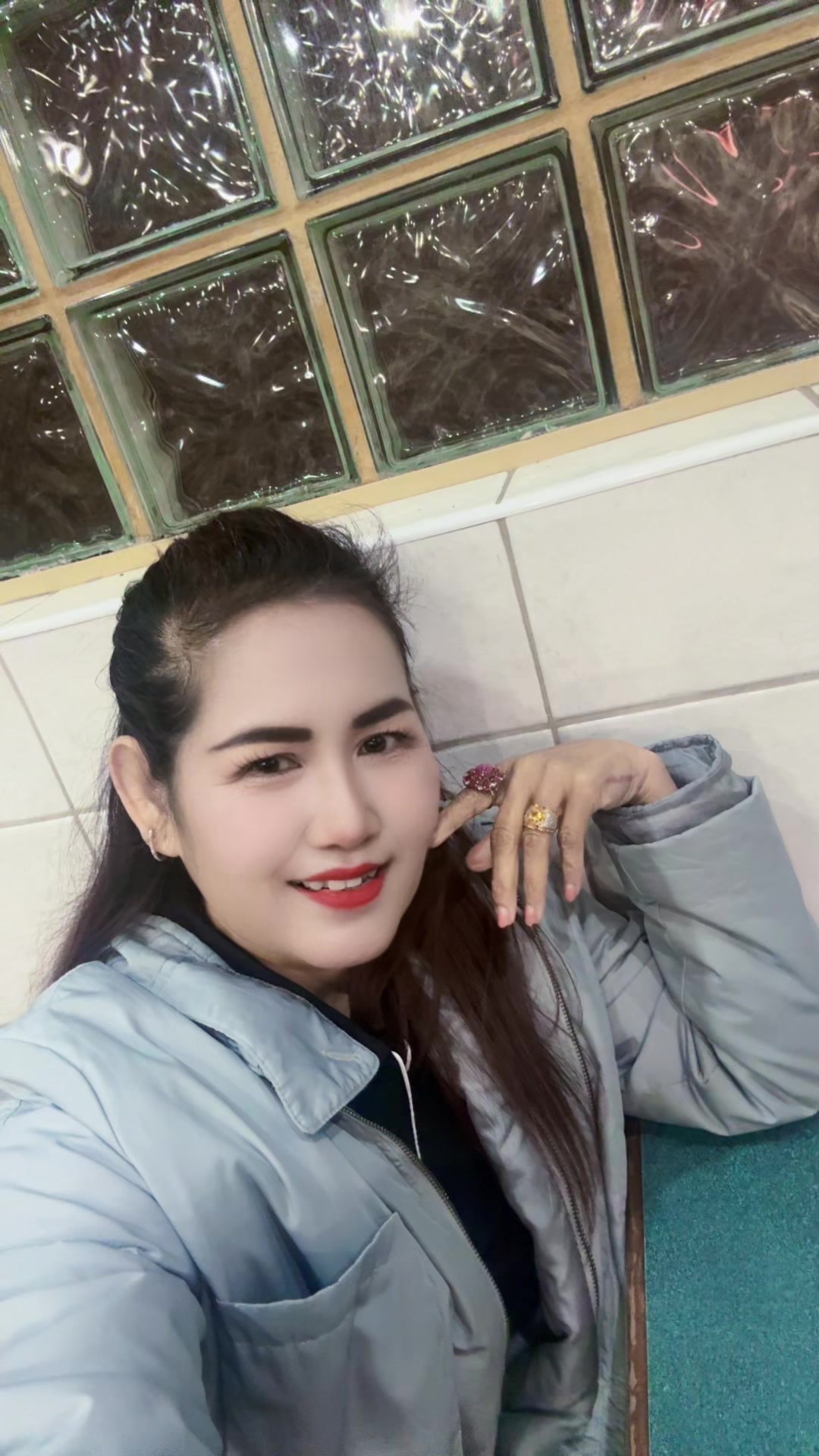 @Ladawan
