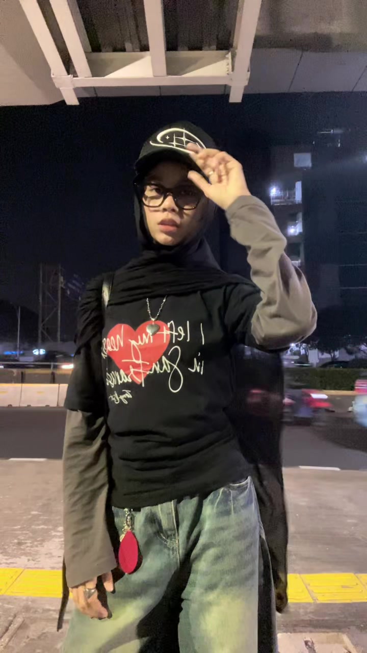 @ig: @heyrhaa_