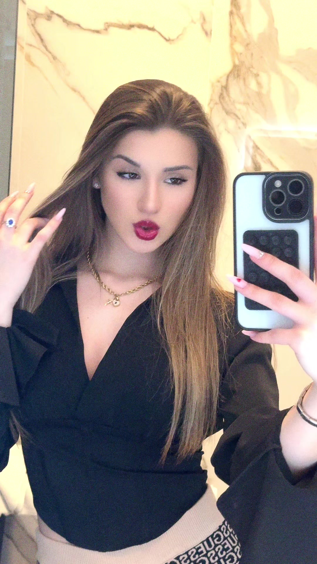 @Ms.kristinaaaa