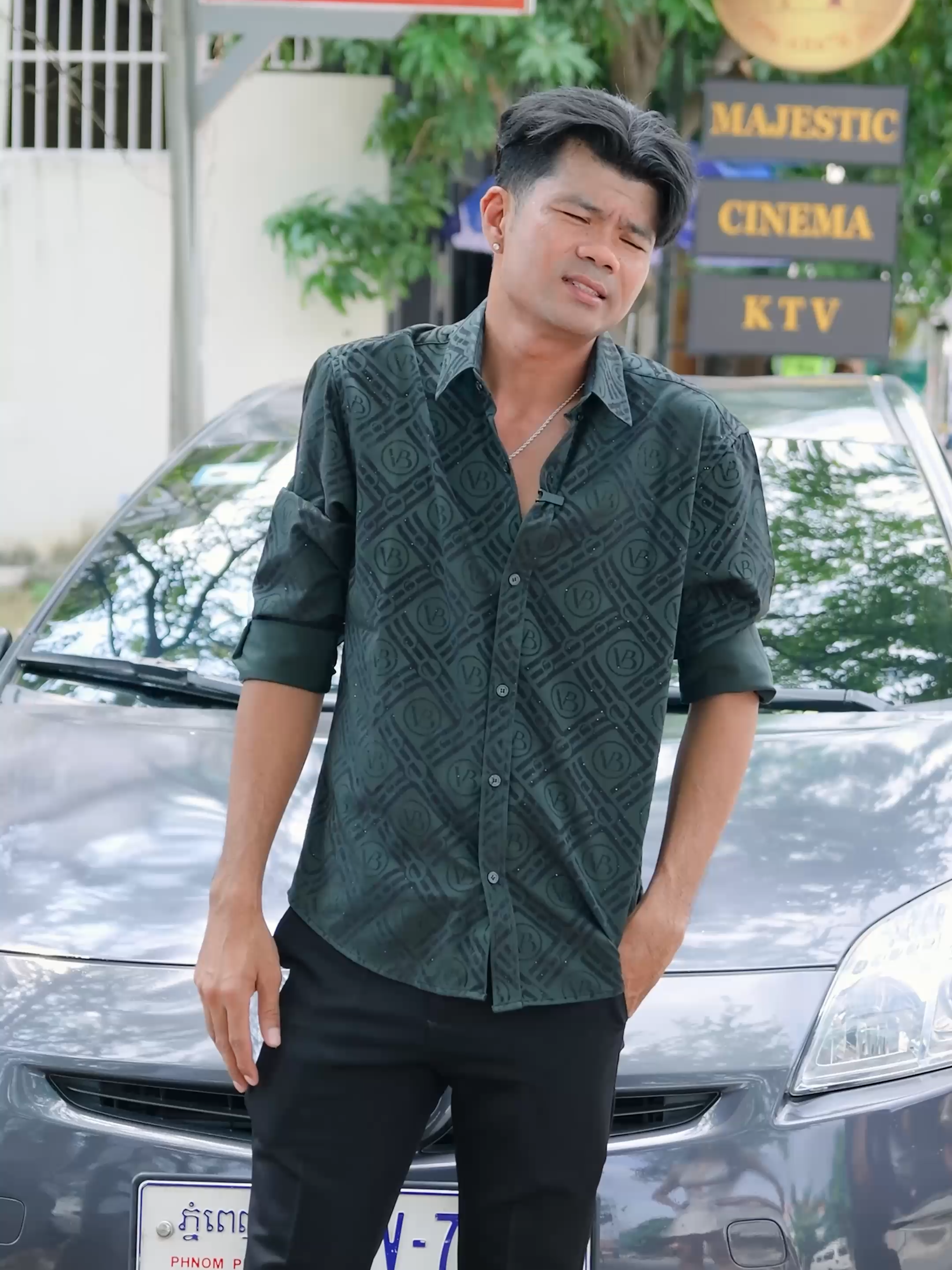 @PhanRong - ផាន់រុង